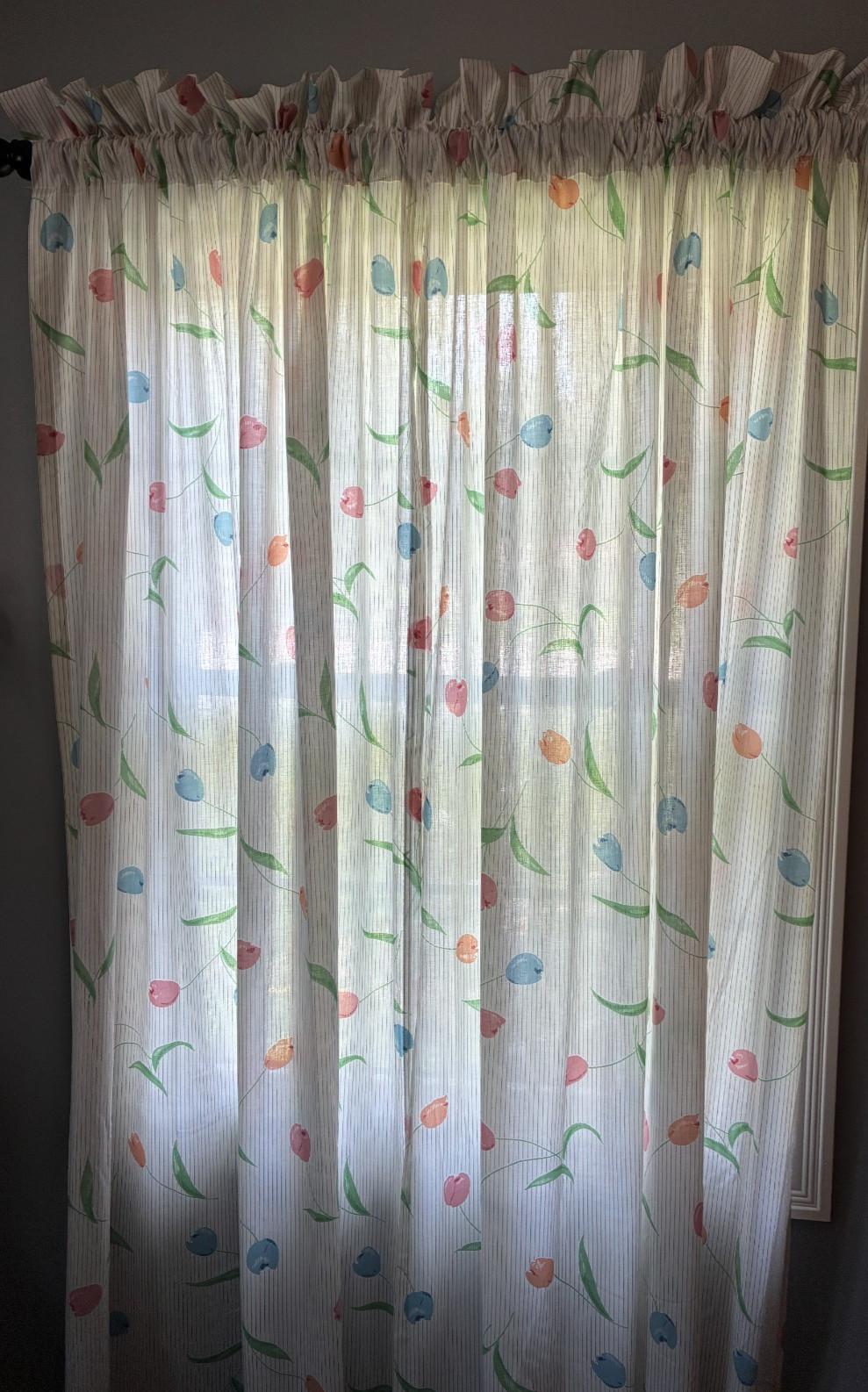 Set of 2 multicolor striped tulip print rod pocket curtain panels w tiebacks