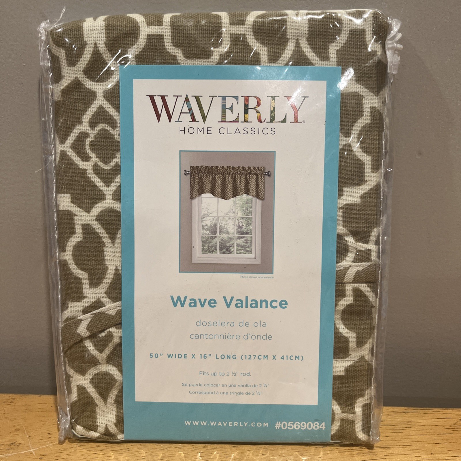 Waverly One Lovely Lattice Valance Cafe Brown 50″ x 16″ Scalloped Mediterranean