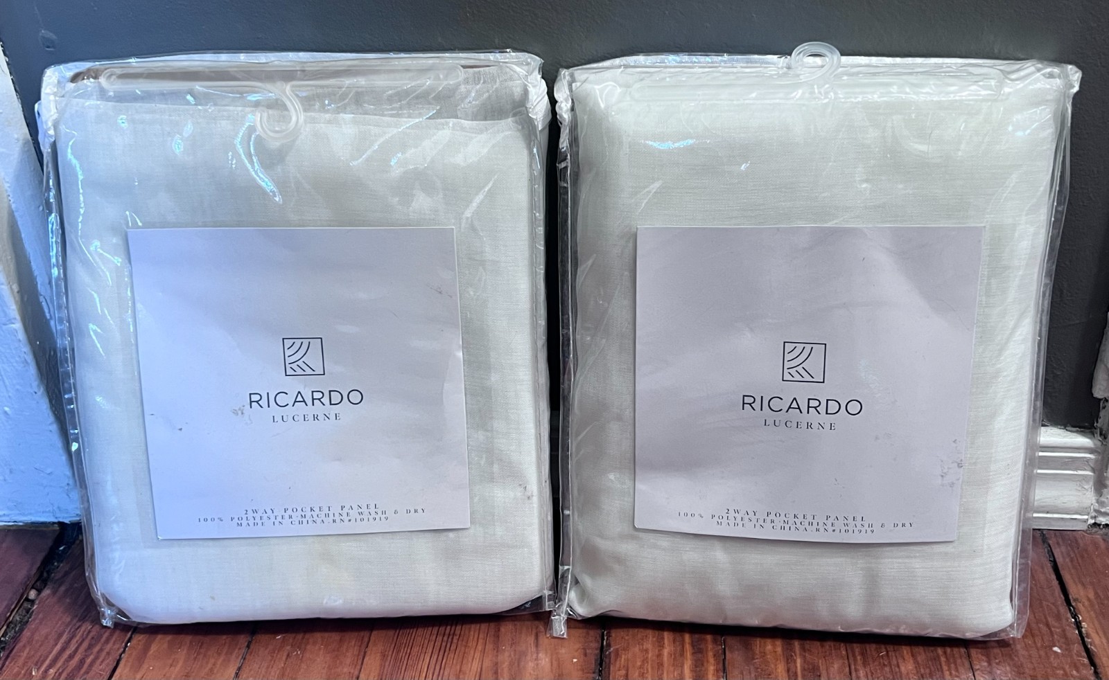Lot of 2 – Ricardo Lucerne 2 Way Pocket Panel 52 x 96 Ivory
