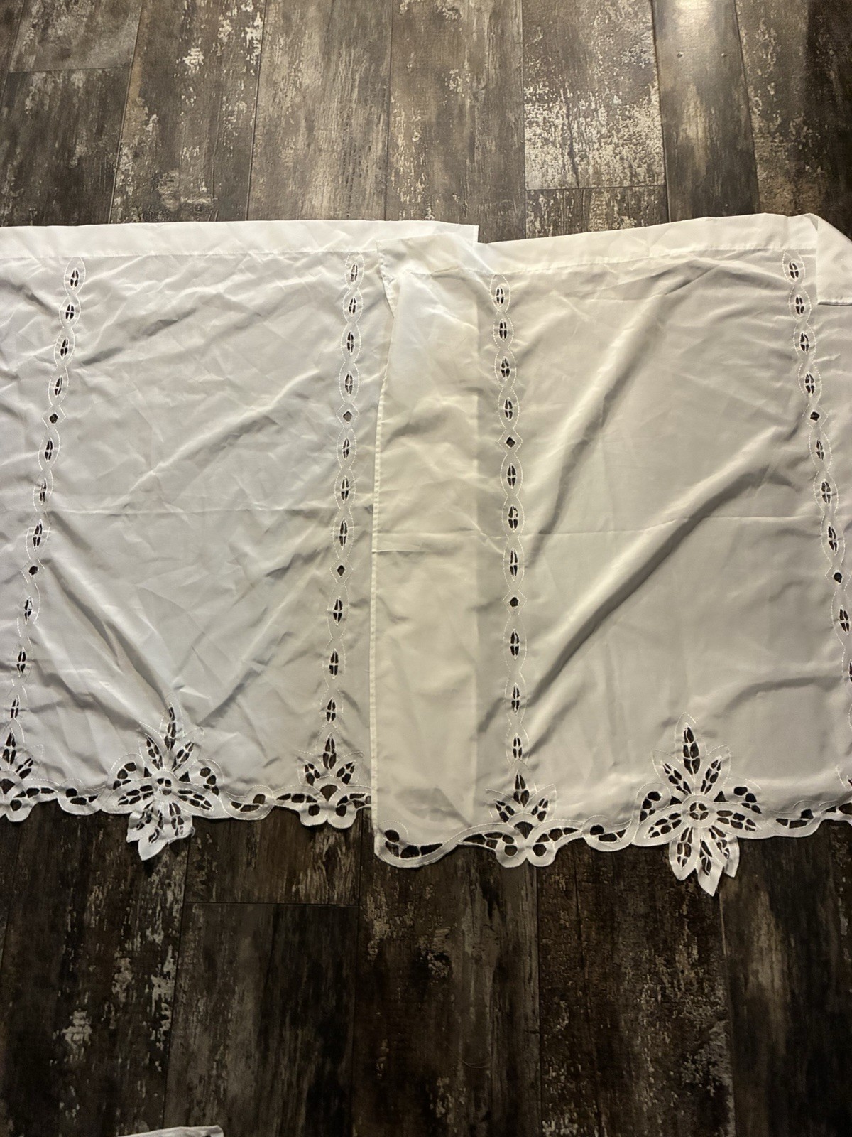 MAINSTAYS 3 PIECE SET WHITE 30×36 And 60×16 CURTAINS VALENCE BATTENBERG TIERS