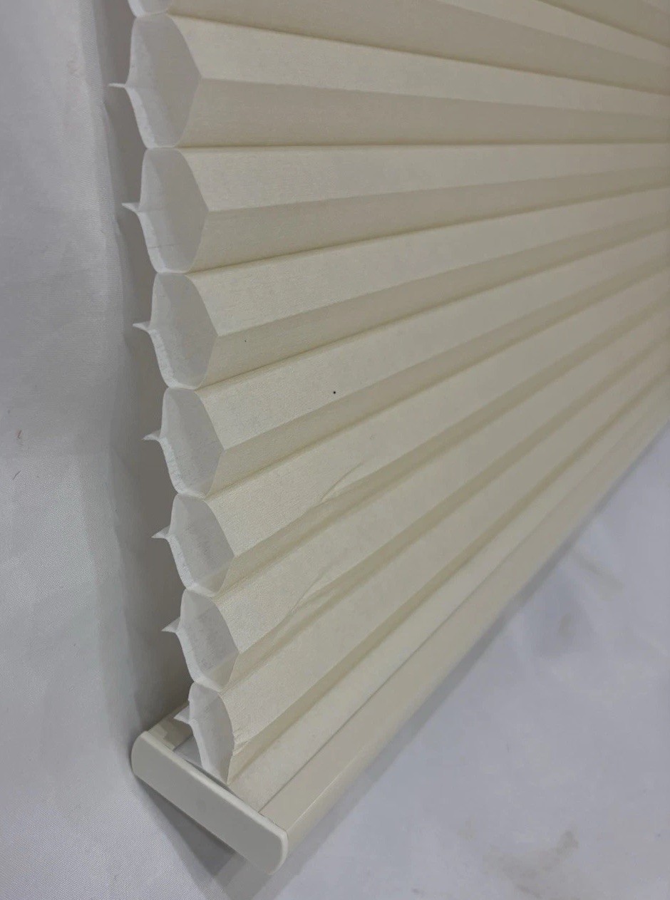 ILM Custom Honeycomb Cellular Blinds Light Filtering Ivory 69 3/8″ W x 91 7/8″ H