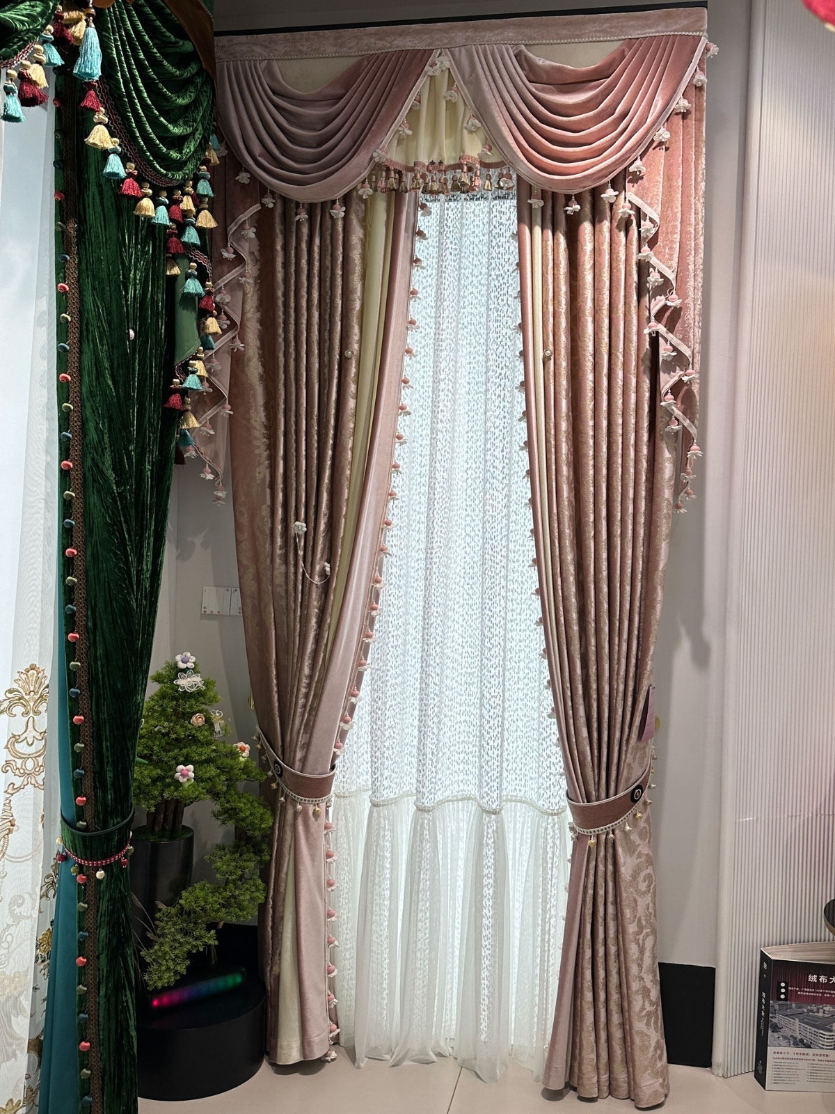 pink embroidery bronzing European window velvet valance curtain tulle M1929