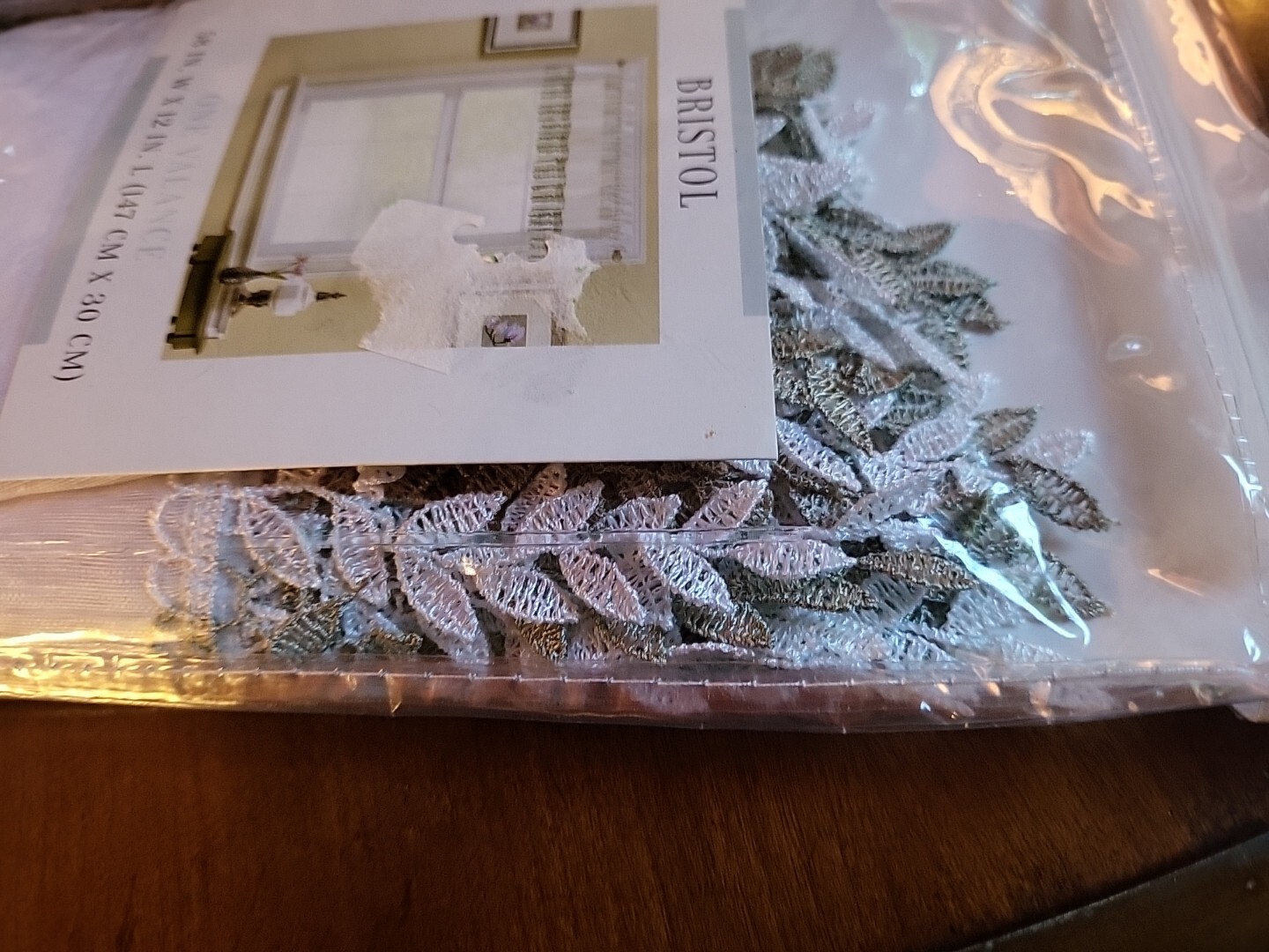 Jcpenny Bristol Macrame Tailored Valance 58in X 12in, White/green, Lot Of 2