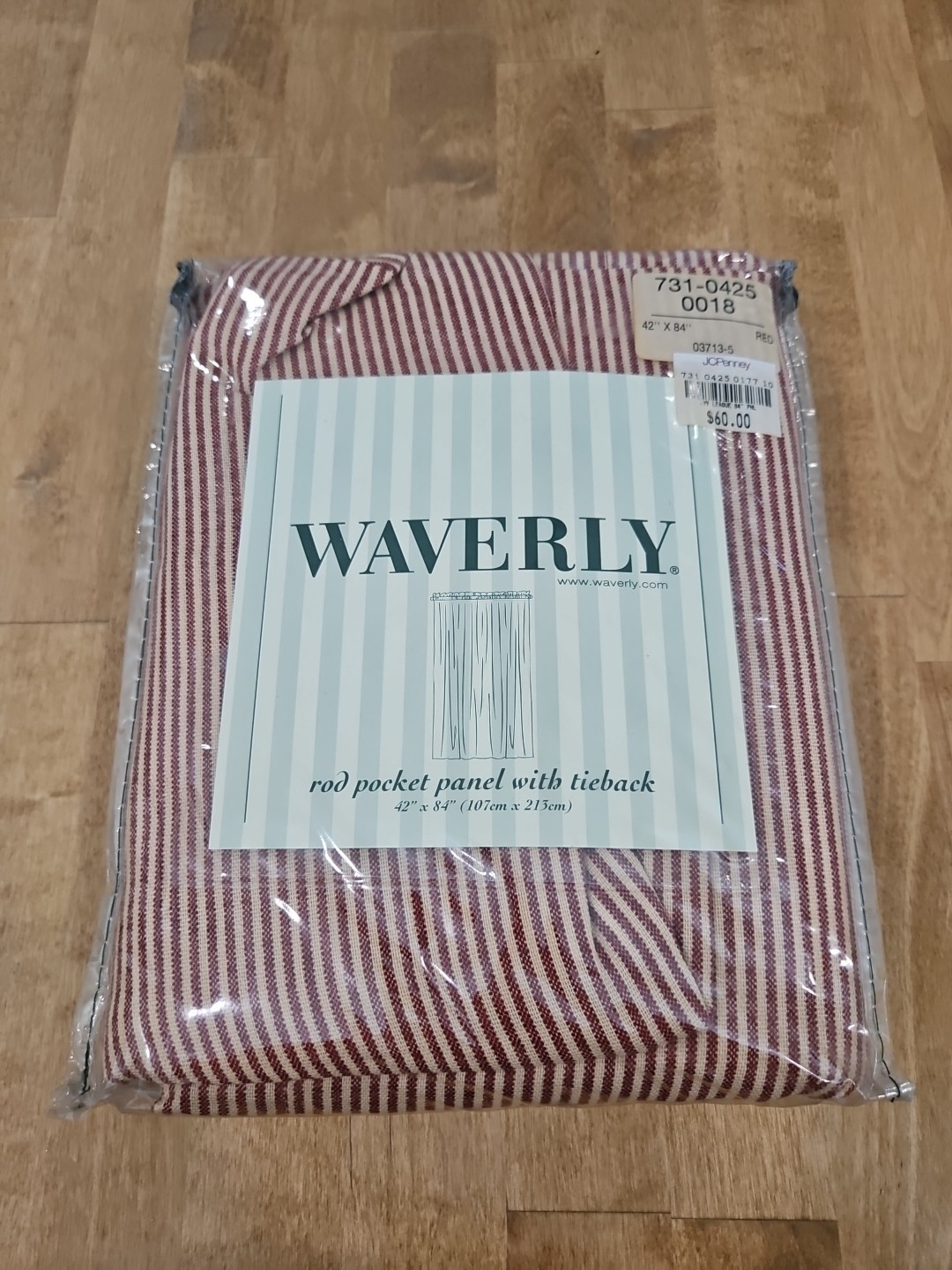 Waverly New In Package 42″ X 84″ Rod Pocket Panel With Tieback