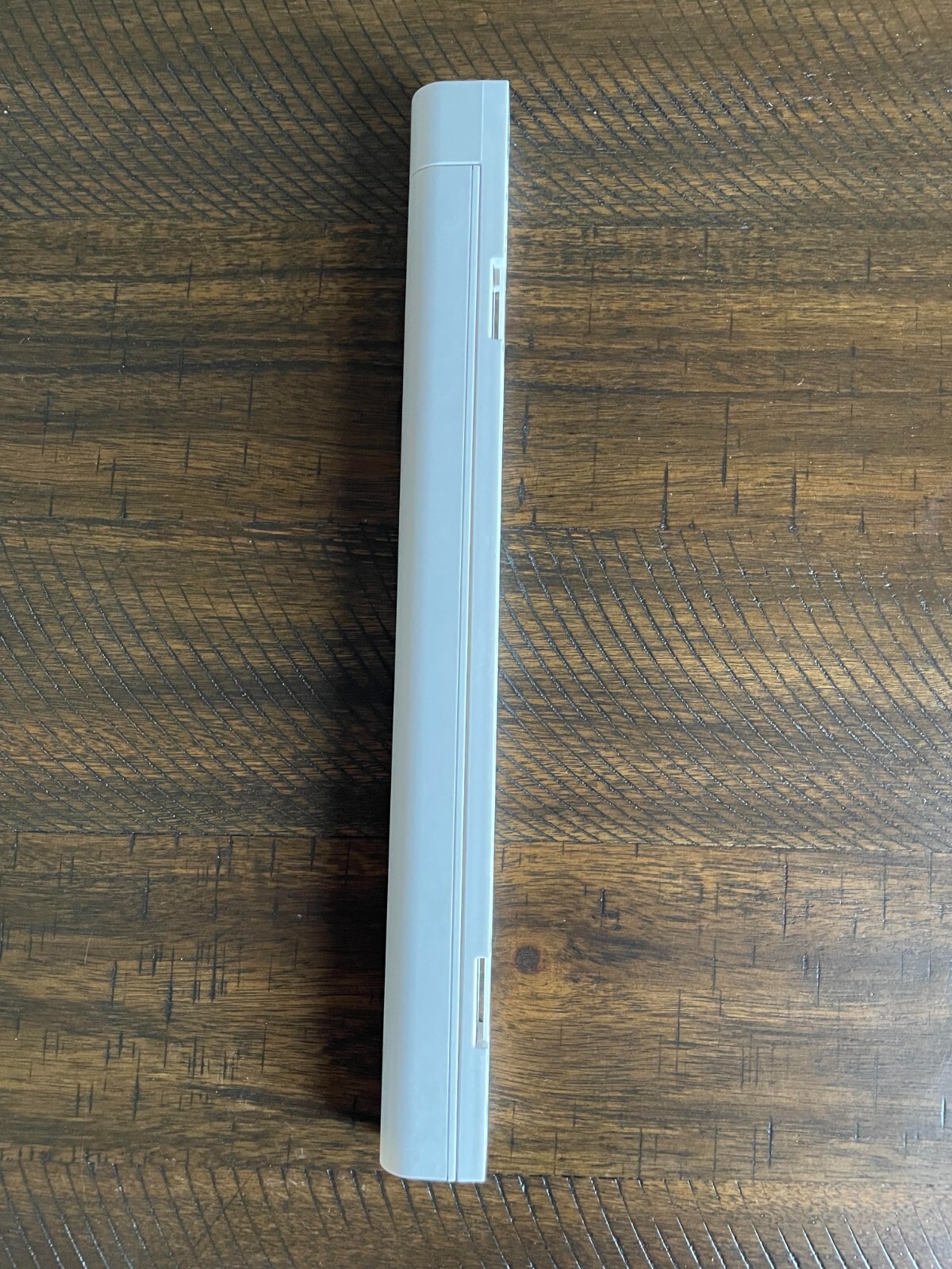 Hunter Douglas Powerview rechargeable battery wand with mounting bracket