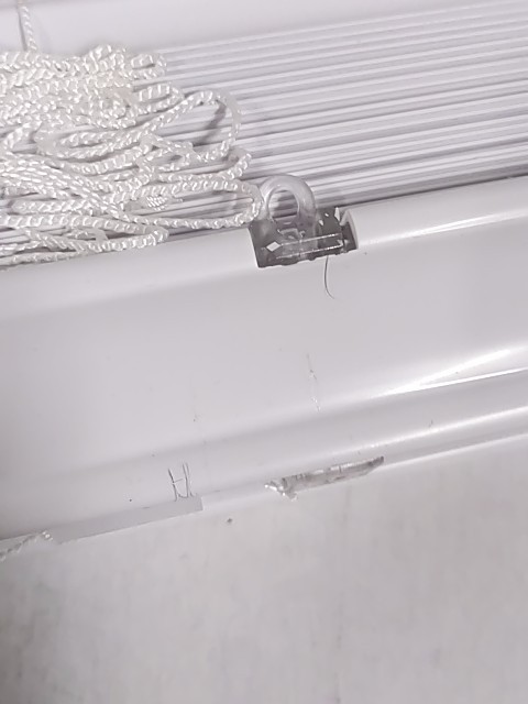 Safe Styles UBK315X64WT 2 in. Cordless Vinyl Blind, White – 31.5 x 64 in.