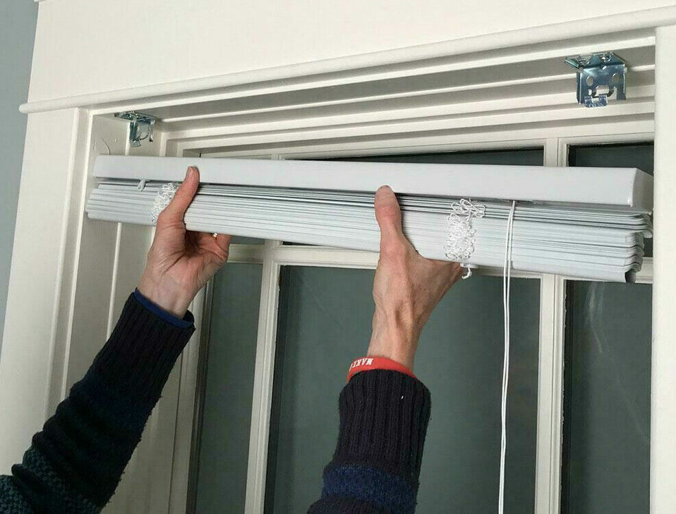 NEW CORDLESS 1″ VINYL MINI WINDOW BLINDS, VENETIAN BLIND