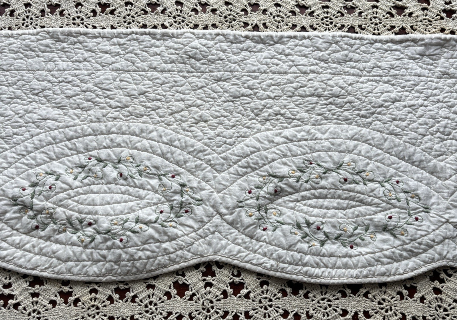 Scalloped Quilt Window Valances 65″x14″ ea Embroidered Floral Vine Motif 1 Pr
