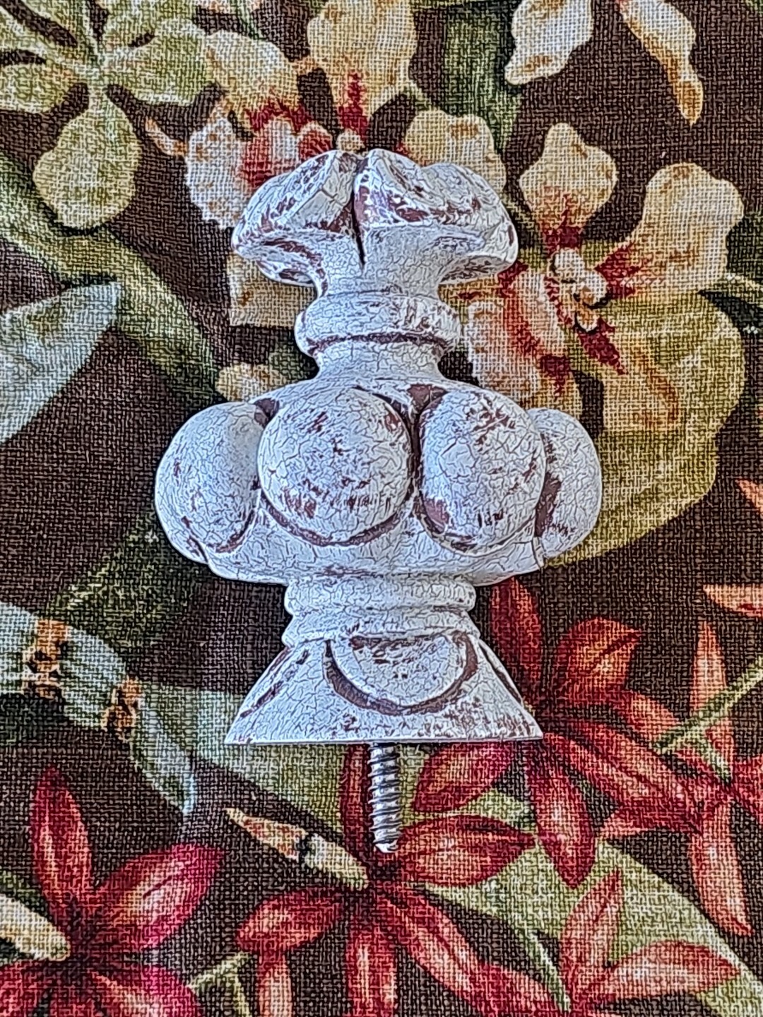 Ethan Allen Wooden DISTRESSED Drapery Curtain Rod Wave Finials Screw On Oak
