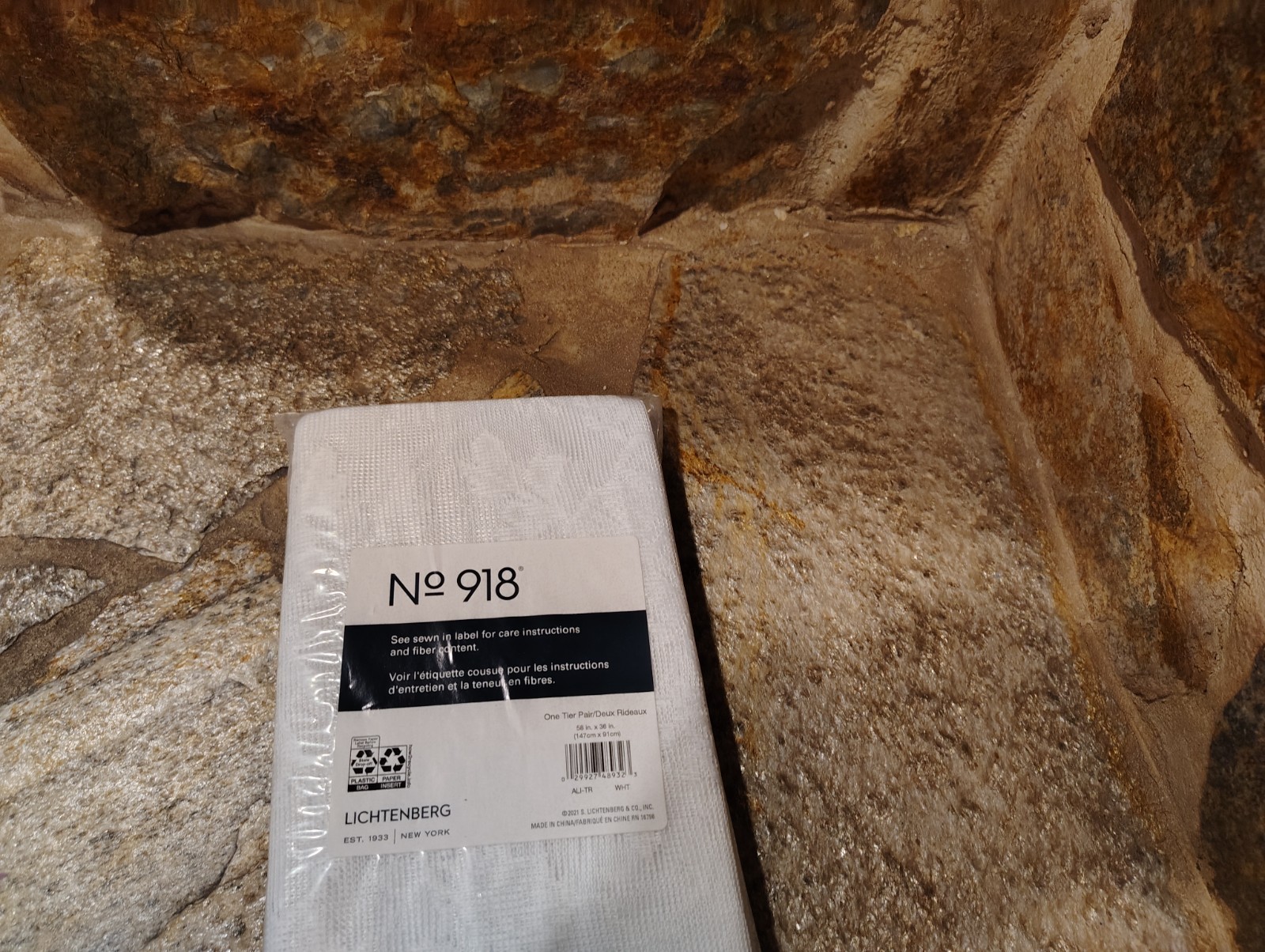 No 918 Lichtenberg White Lace One Tier Pair NIP Brand New 58″ x 36″