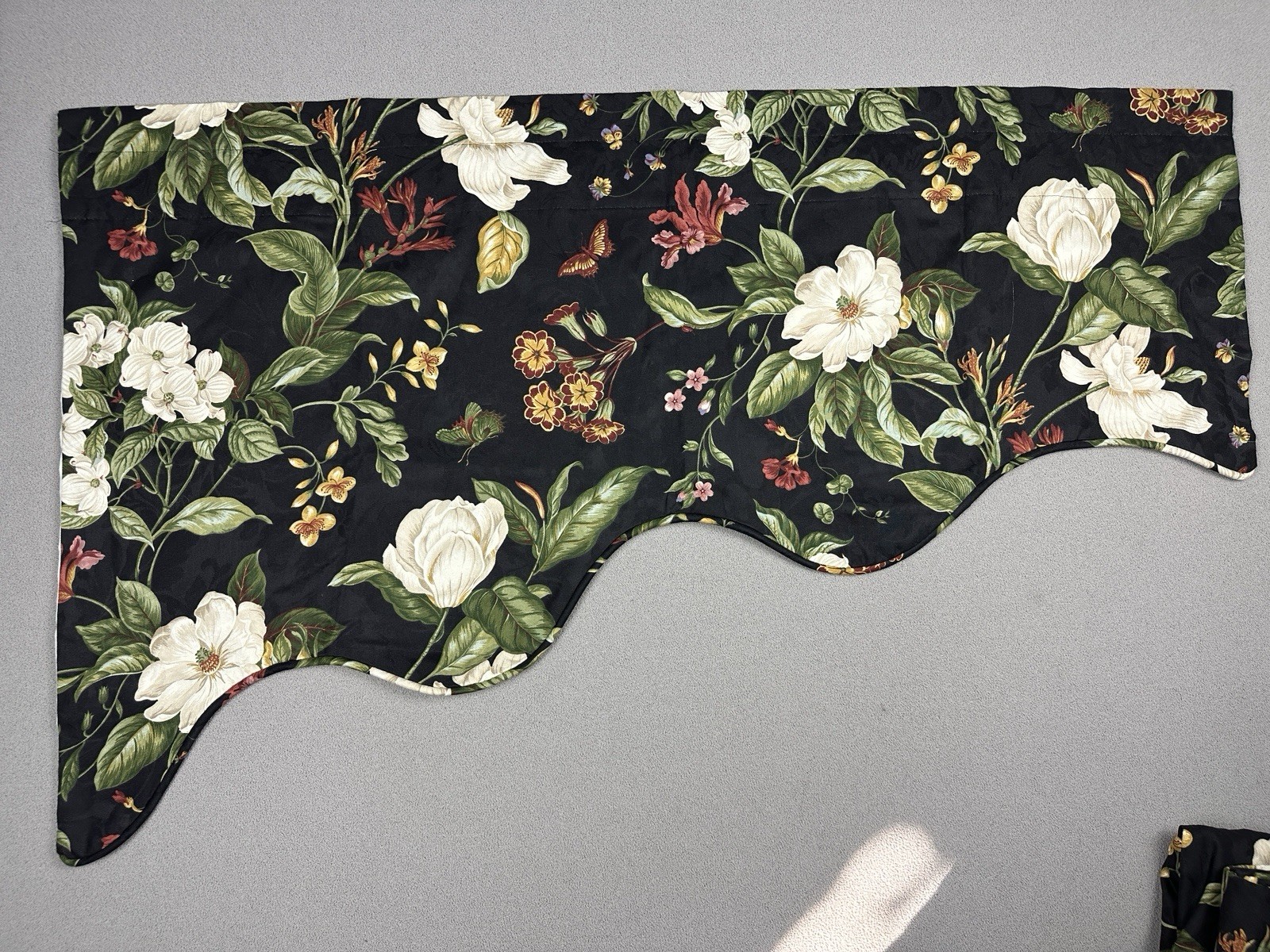 1pc Black Garden Images Left Valance Scalloped Edge 17×49” Lined USA Made