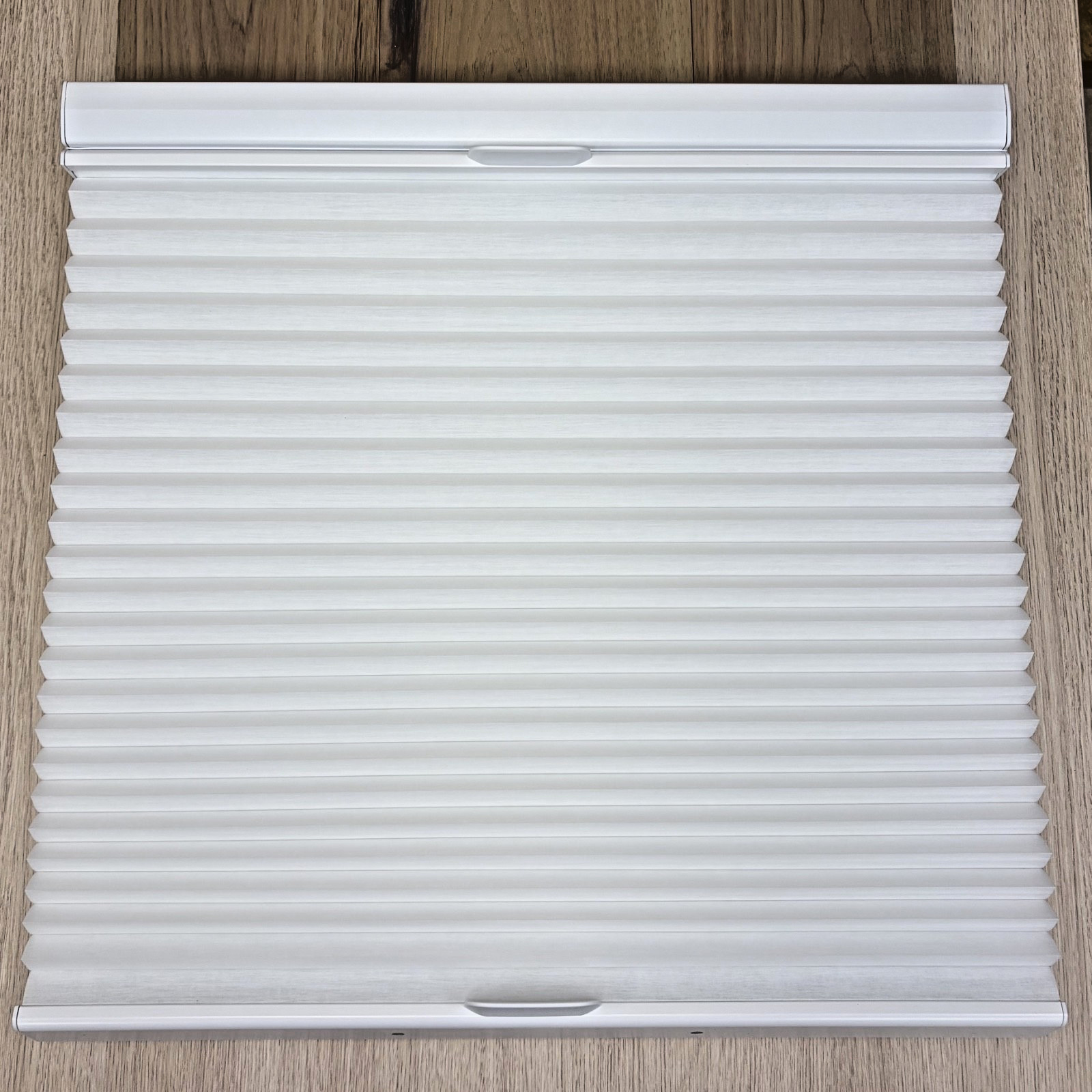 Hunter Douglas 20 3/4″ X 22″ Duette Cellular Shade Top Down Bottom Up