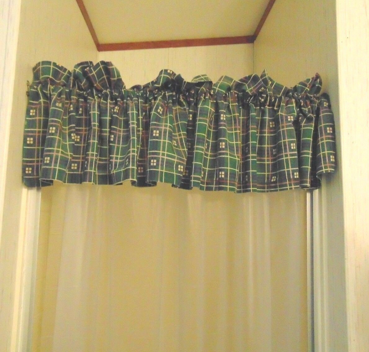 3 Piece Valance for Garden Tub , Shower and Window Green Plaid