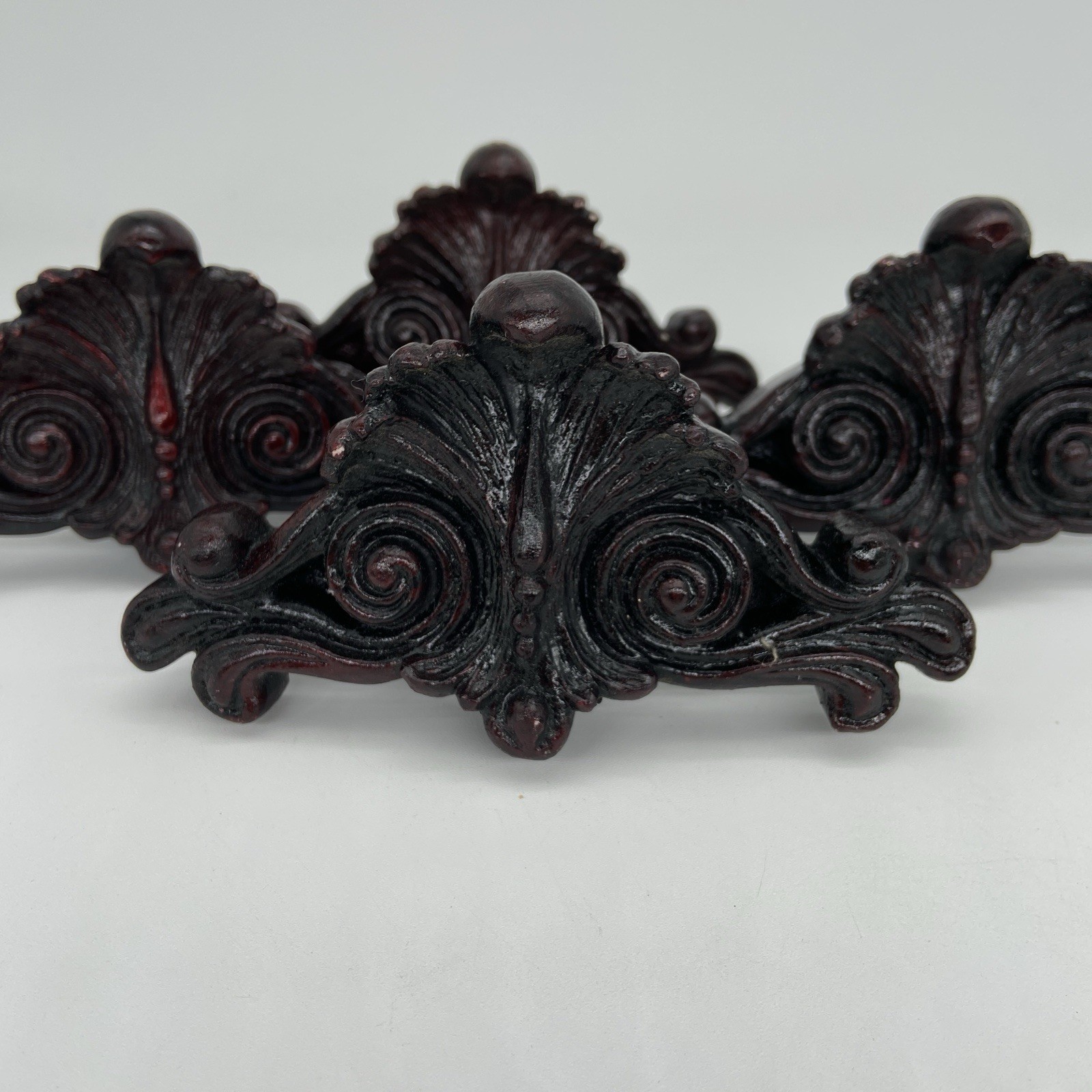 4x Wooden Drapery Curtain Rod Finials – Screw On – Victorian Mahogany Vintage