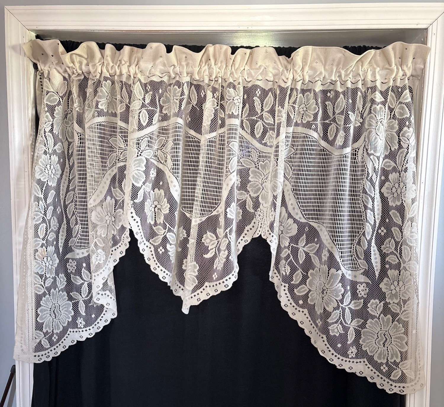 Floral Lace Rod Pocket Window Valance Cream 72×36 Vintage Look