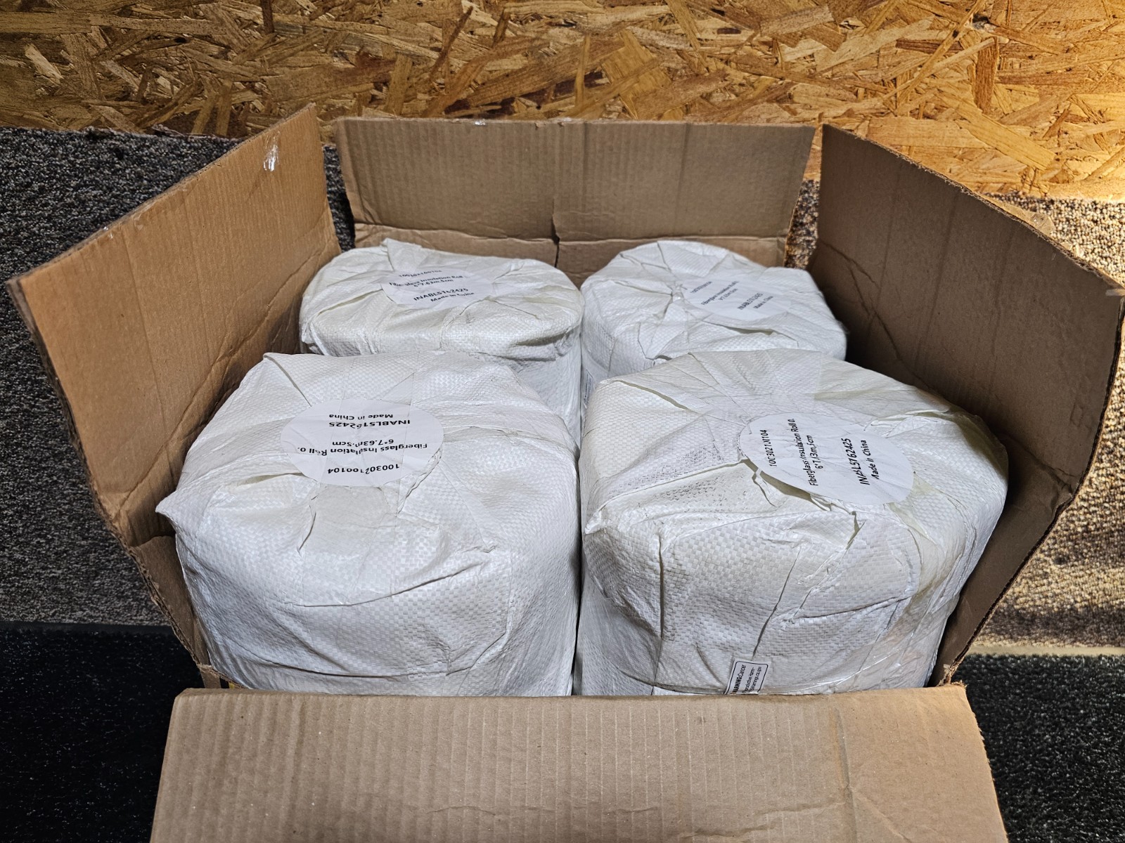 (QTY 4) 24 In X 25 Ft Fiberglass Insulation Radiant Barrier for Outdoor/​Indoor