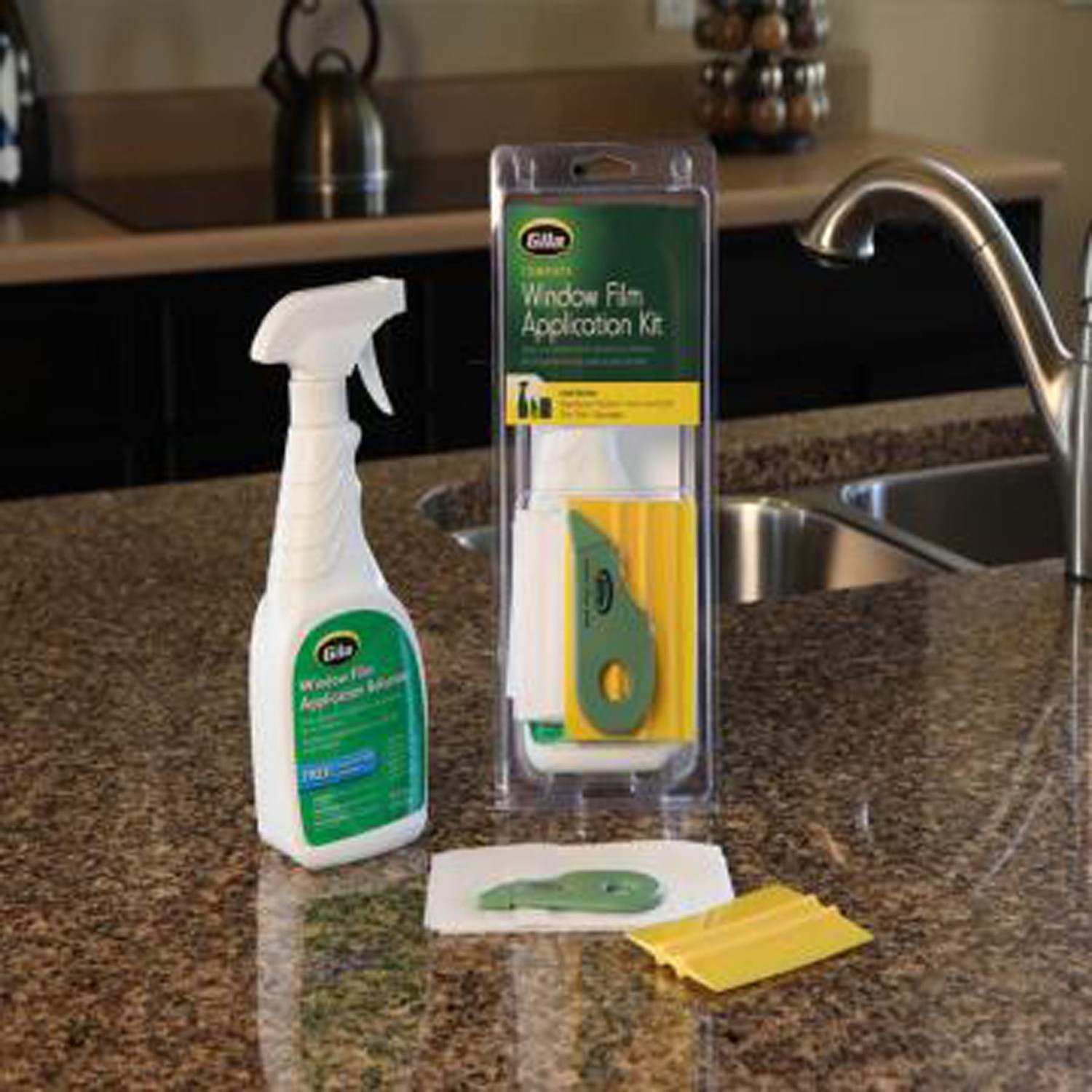 Gila 50146301 Clear Indoor Window Film Application Solution 9.25 W in.