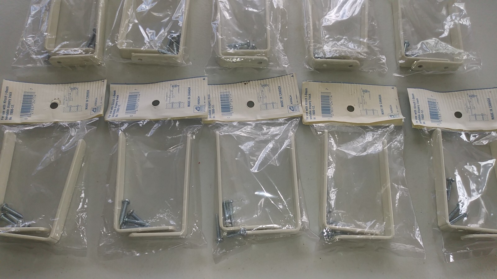 kirsch 7814E-25 Angle Brackets & screws. 10 pack, 1 pair in each pack. Off white