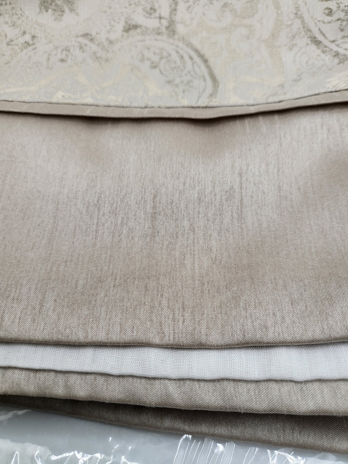 JCP Royal Velvet Jacquard Valance Champagne Beige Khaki Rod Pocket 59″x 17.5″
