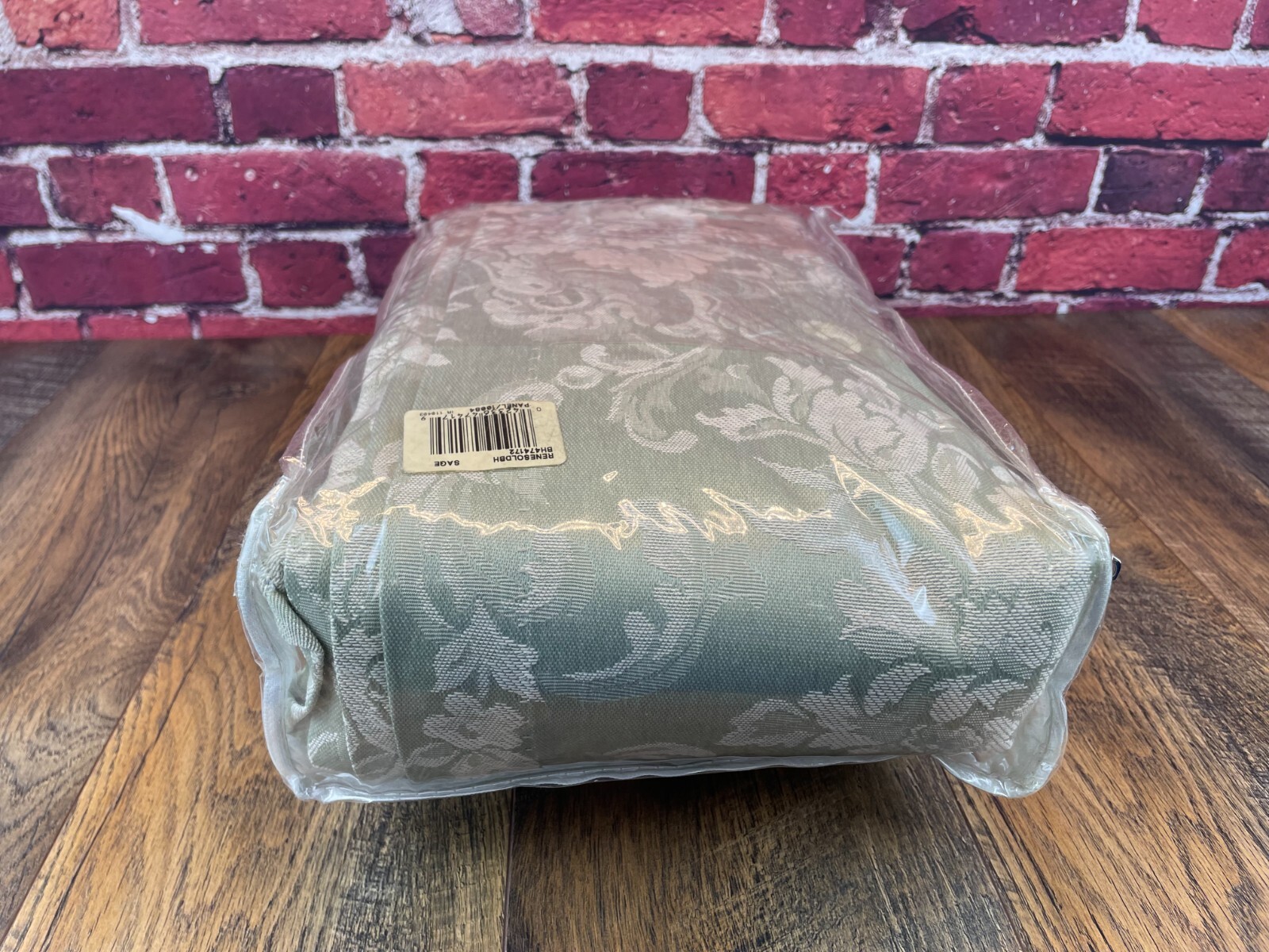 Preowned JC PENNEY Home RENEE SOLID ONE PLEATED PATIO PANEL 100″ x 84″ SAGE Nice