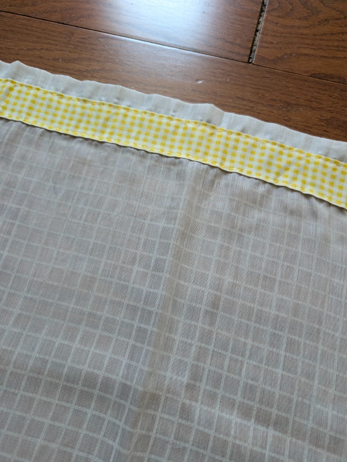 Vintage 1970’s Cafe Curtain Panels Yellow & White Checkered Lace Kitschy Cottage