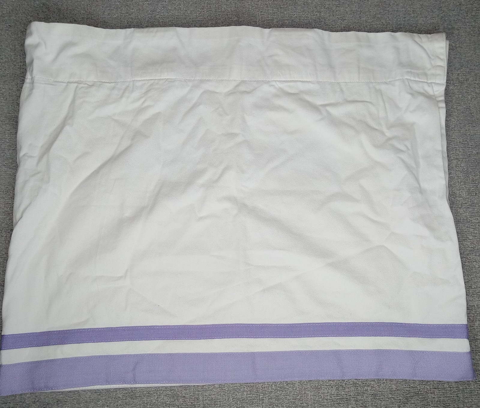 Pottery Barn Kids White Cotton Valence Purple Grosgrain Ribbon 20.5″W, 16.5T