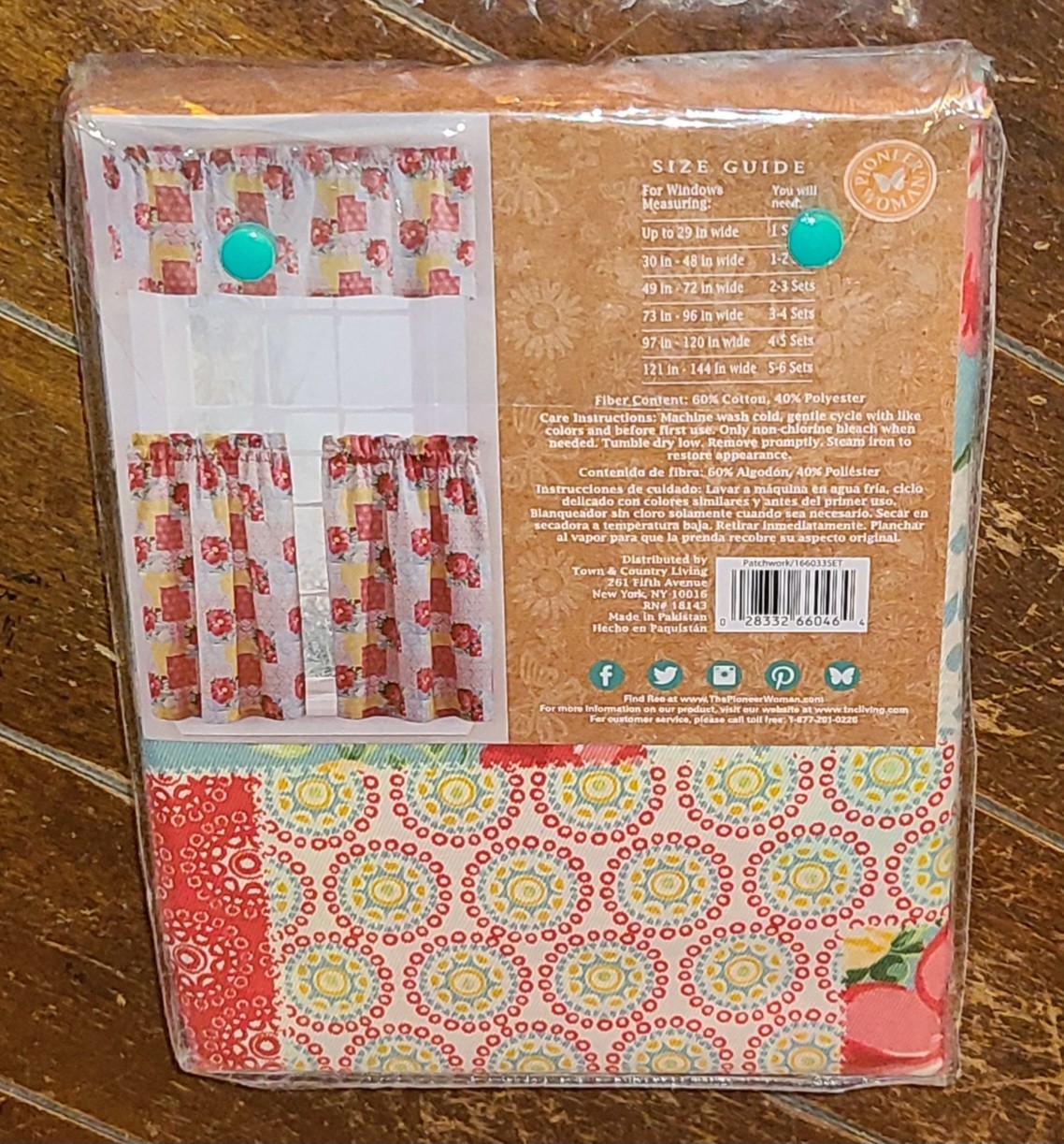 Pioneer Woman ~PATCHWORK~ 3pc Valance & Tiers Set for Small Window (30″ x 36″)