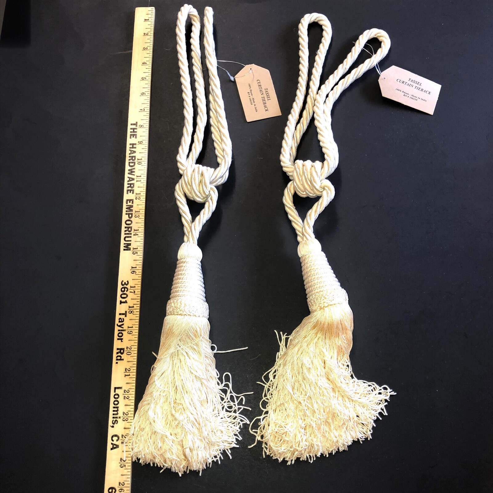 Heavy Tassel Curtain Drapes Tie Backs Set of 2 Ivory 7.5″ Tassels 100% Rayon NWT