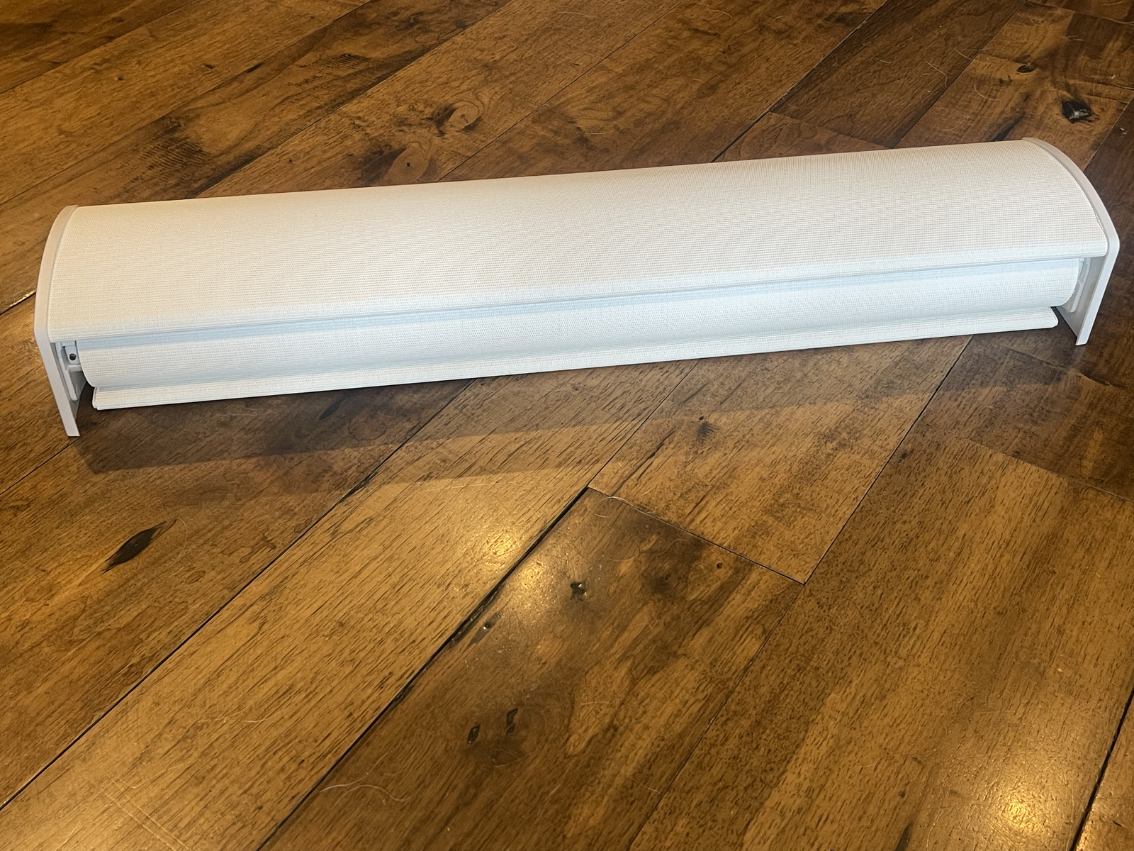 Lutron Sivoia QS Triathlon Roller Shade – Size 23 1/2″ x 36″
