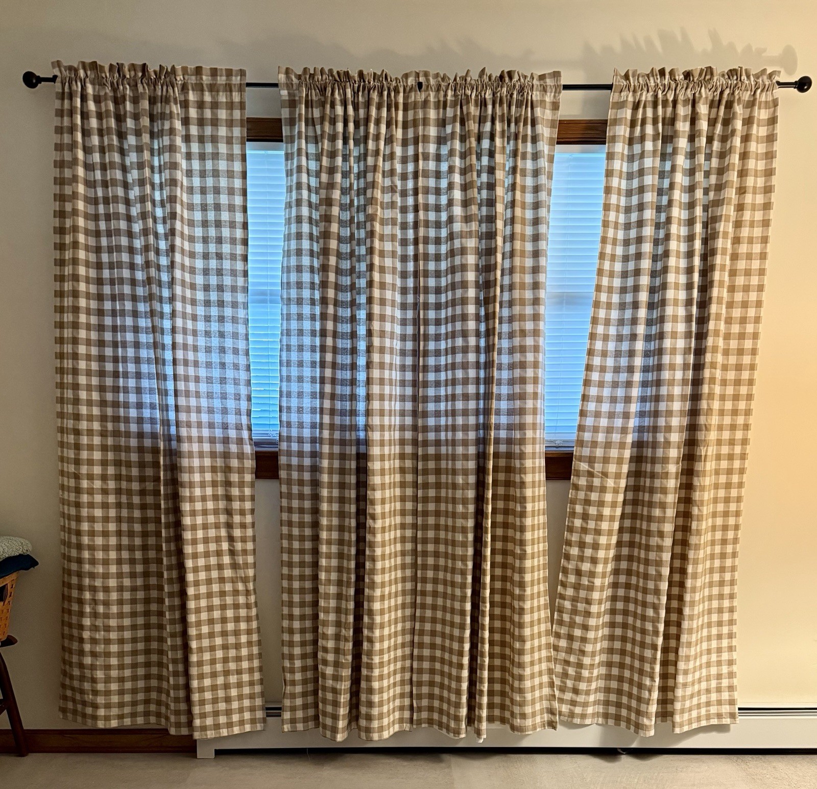 Curtains – Beige/White Buffalo Check Cotton Rod Pocket Panels 40×82